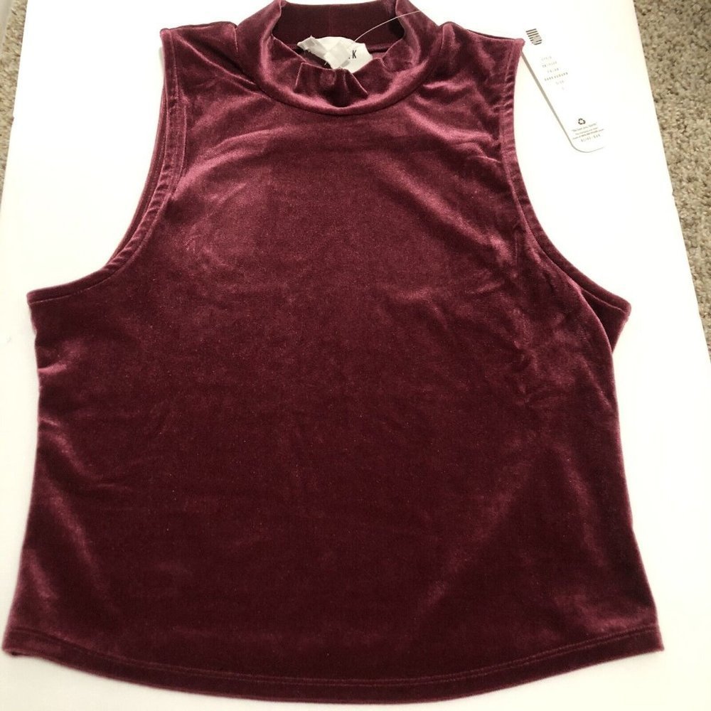 Olive + Oak velvet dark auburn sleeveless top size large turle neck